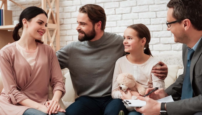 Curso Auxiliar En Asistencia, Problemáticas Familiares Y Trabajo Social